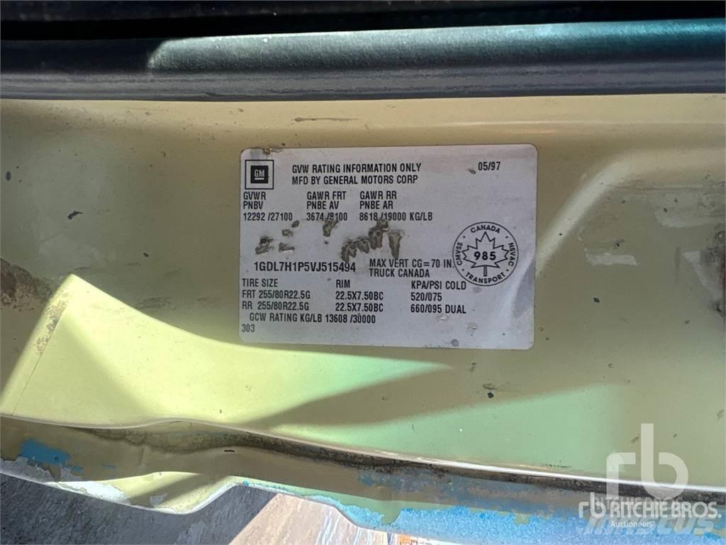 GMC C7500 Vlakke laadvloer met kraan