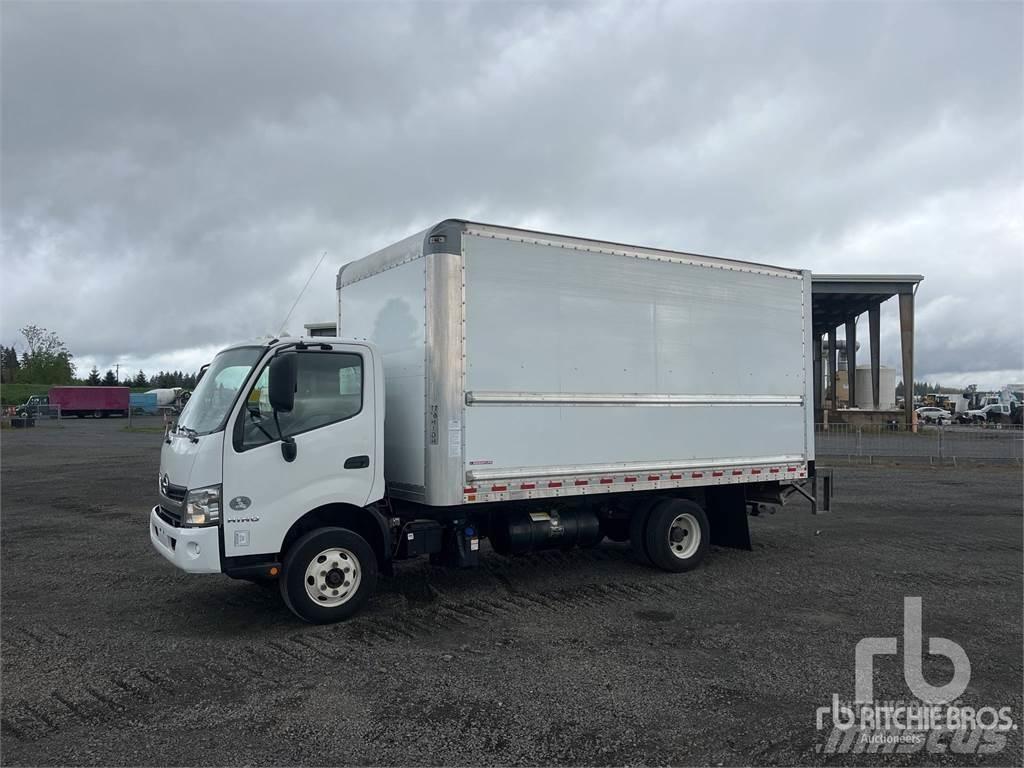 Hino 155 Gesloten bedrijfswagens