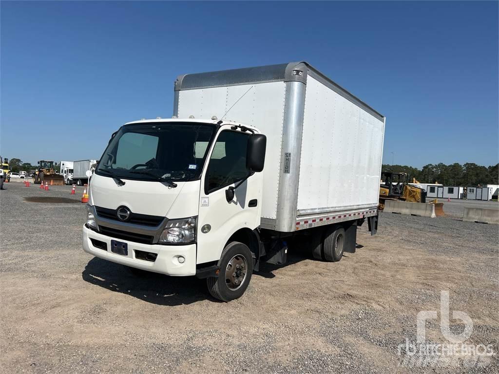 Hino 155 Gesloten bedrijfswagens