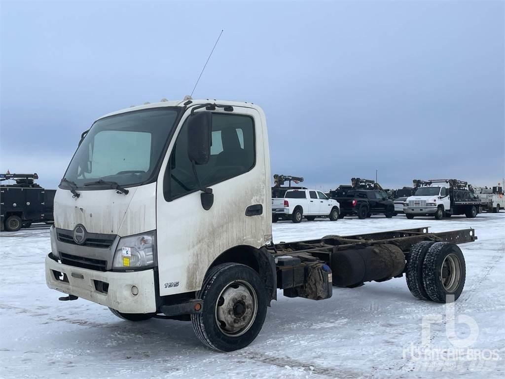 Hino 195 Chassis met cabine
