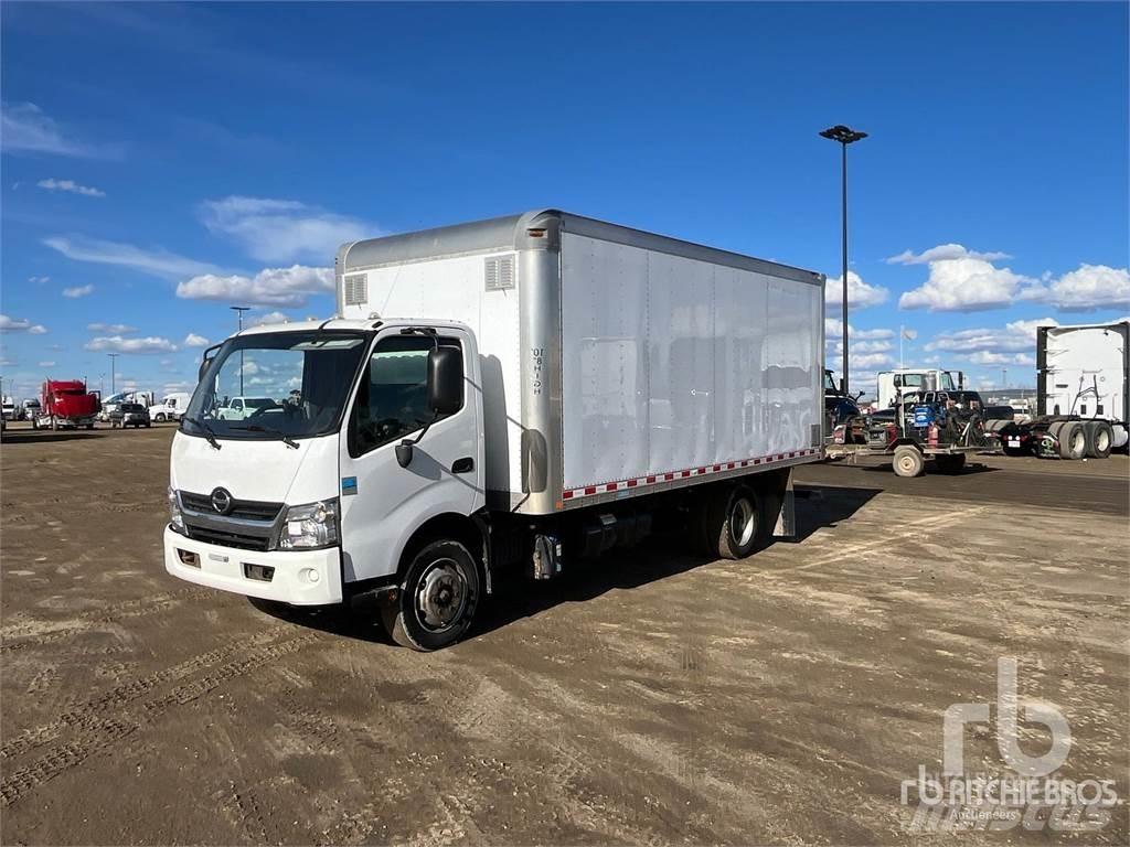 Hino 195 Gesloten bedrijfswagens