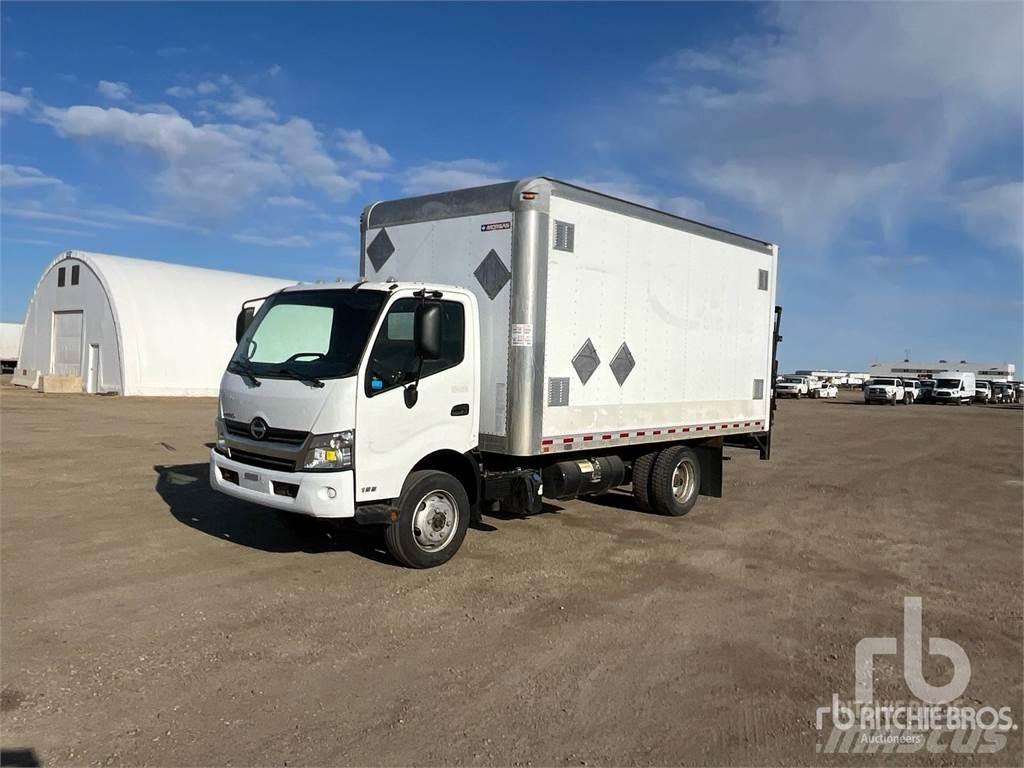 Hino 195 Gesloten bedrijfswagens