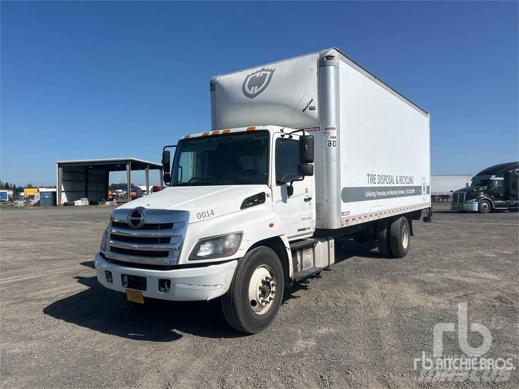 Hino 268 Gesloten bedrijfswagens