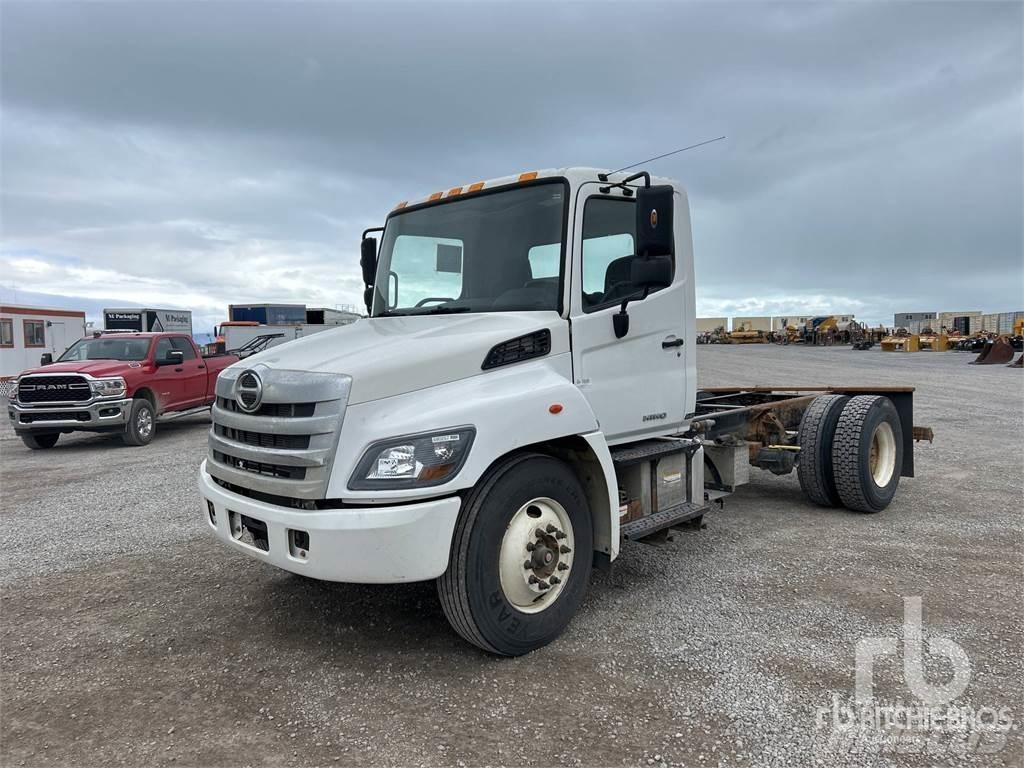 Hino 268 Chassis met cabine
