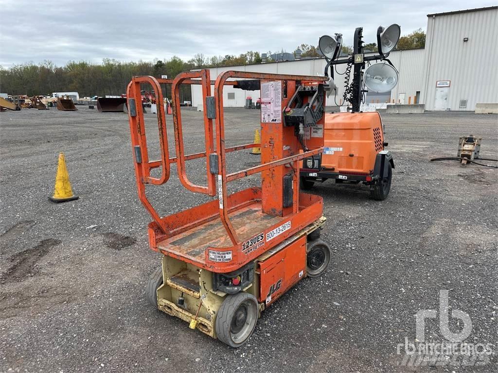 JLG 1230ES Knikarmhoogwerkers