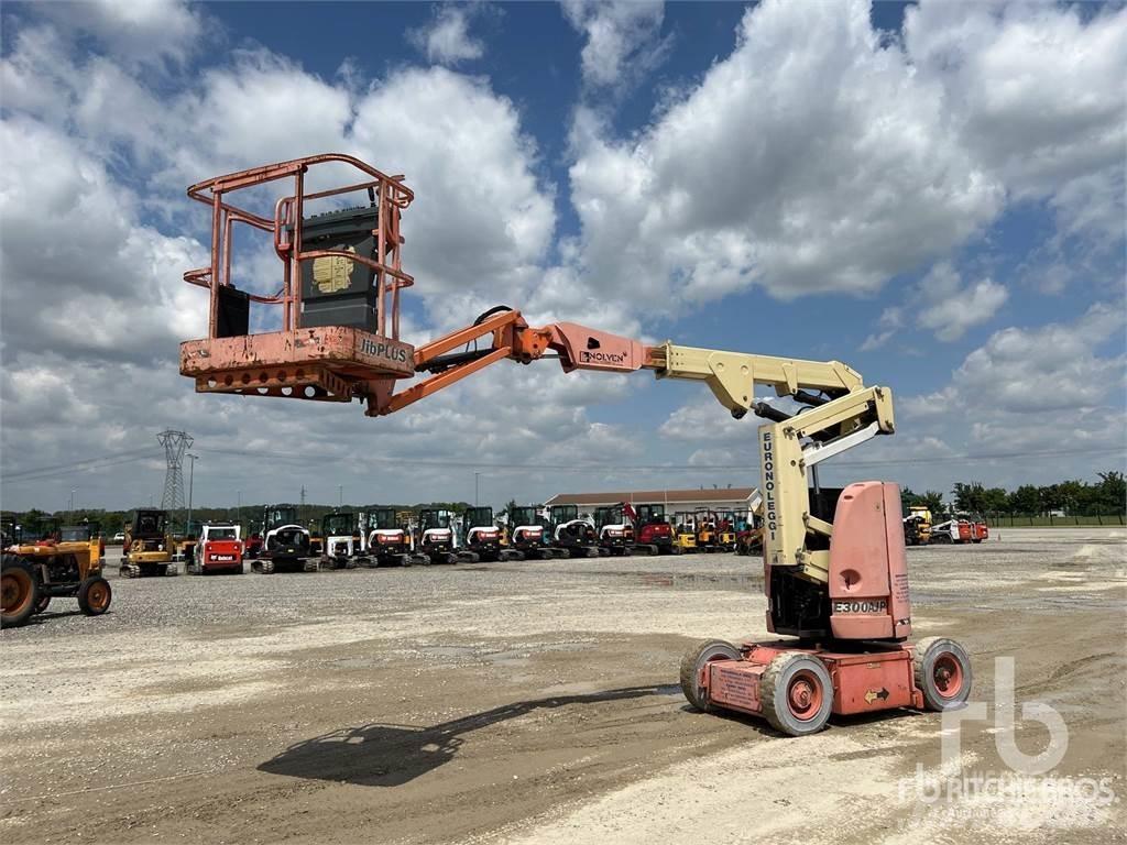 JLG E300AJP Takels, lieren en materiaalliften