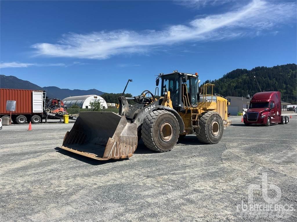 John Deere 824K Wielladers