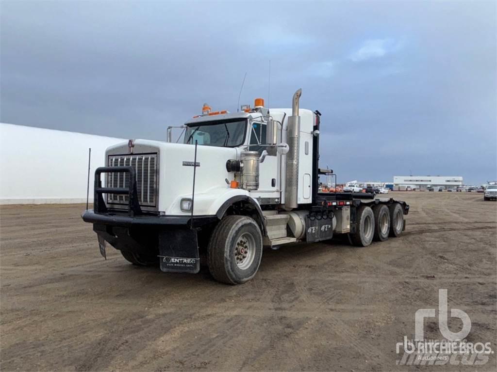 Kenworth C500 Vrachtwagen met vlakke laadvloer en lier