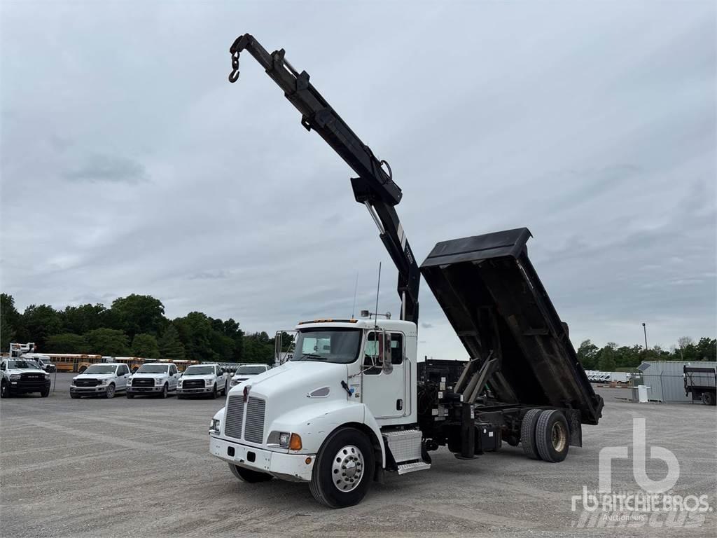 Kenworth T300 Vlakke laadvloer met kraan