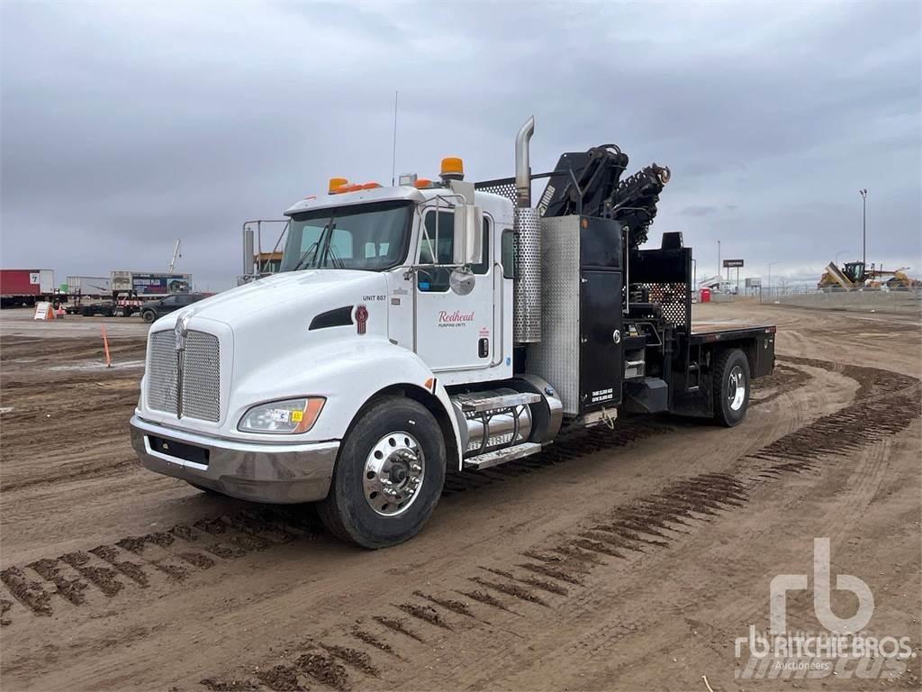 Kenworth T370 Vlakke laadvloer met kraan