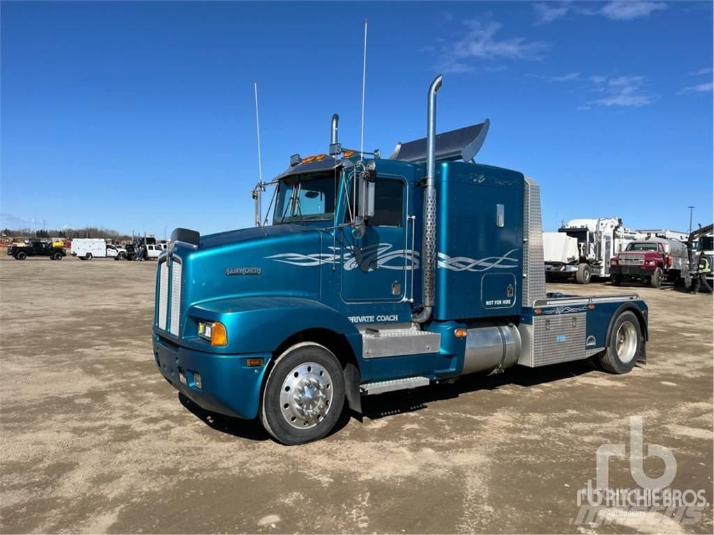 Kenworth T400A Trekkers