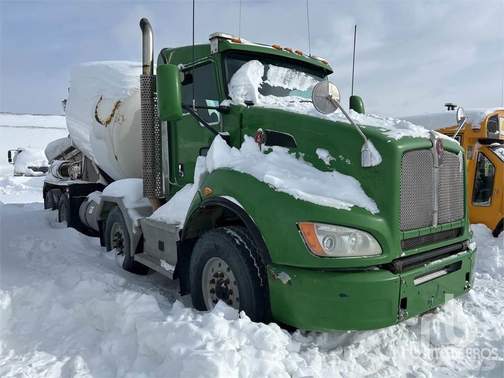 Kenworth T440 Betonmixers en pompen