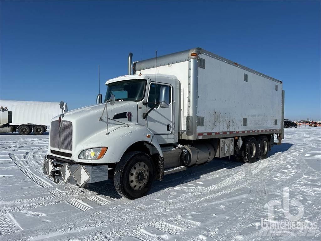 Kenworth T440 Gesloten bedrijfswagens