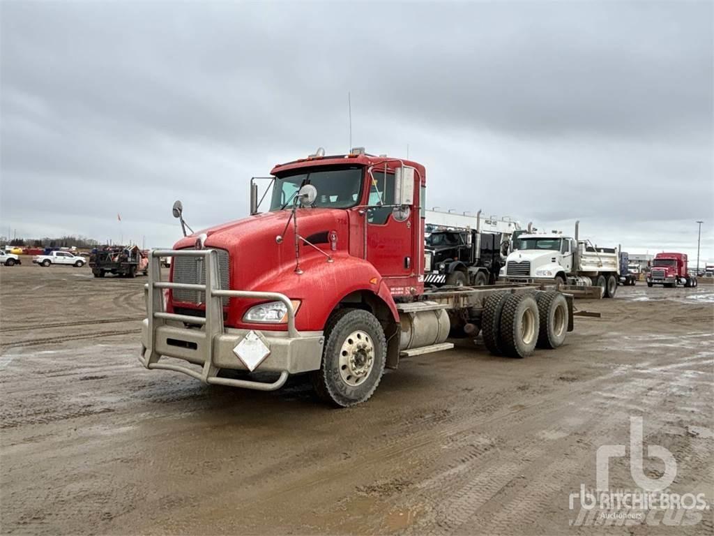 Kenworth T440 Chassis met cabine