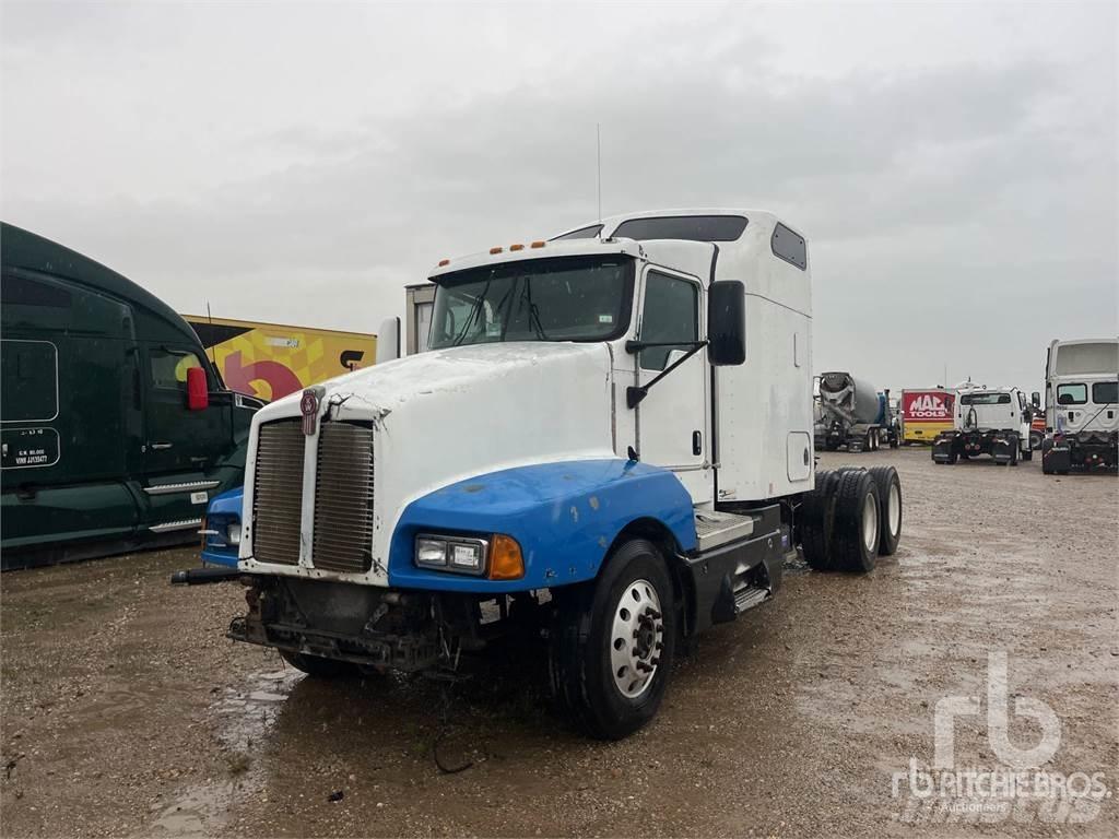Kenworth T600 Trekkers