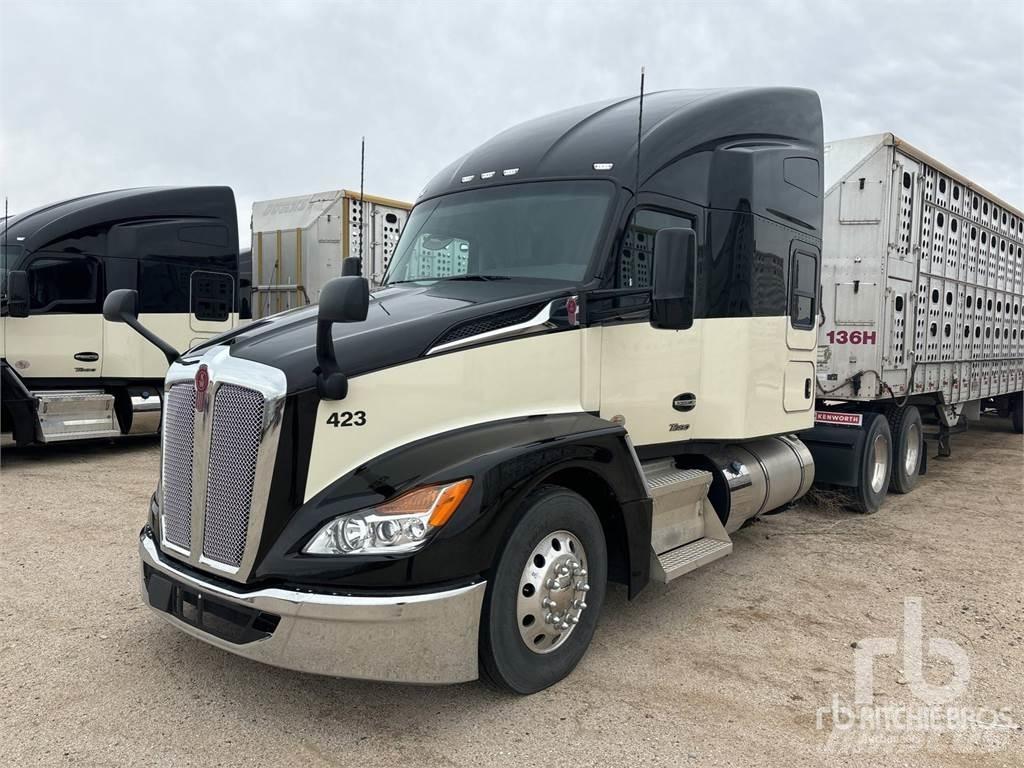 Kenworth T680 Trekkers