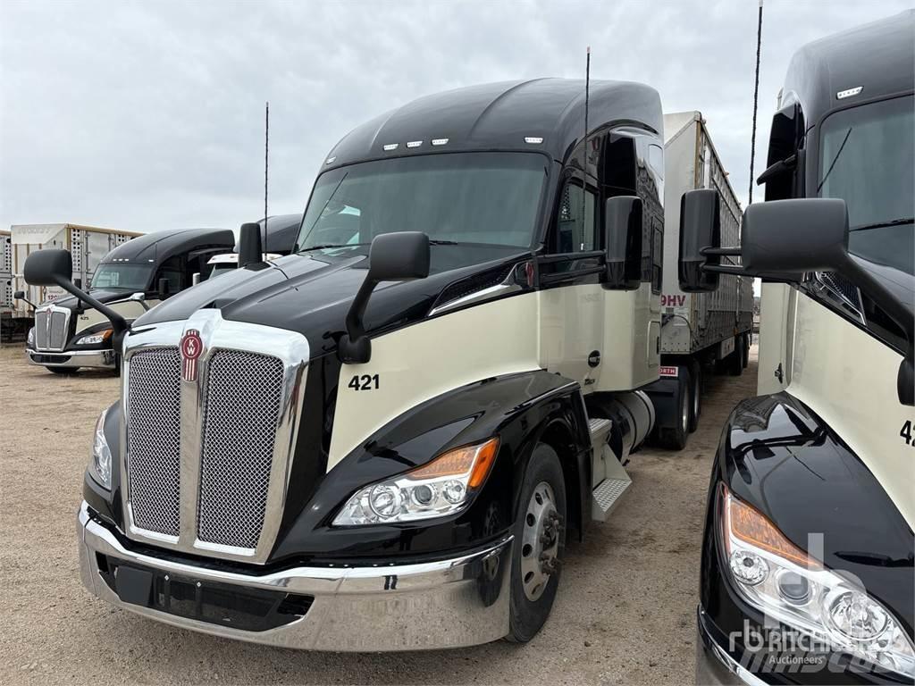 Kenworth T680 Trekkers