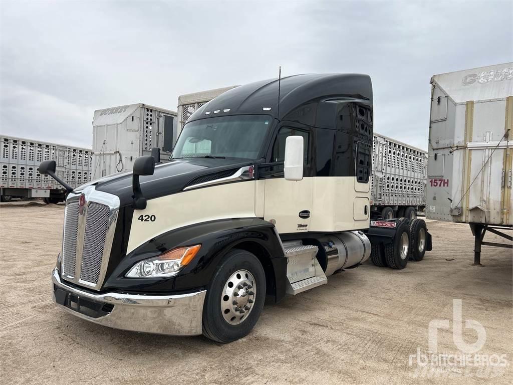 Kenworth T680 Trekkers