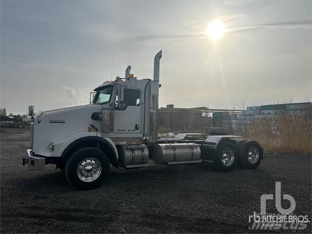 Kenworth T800 Trekkers
