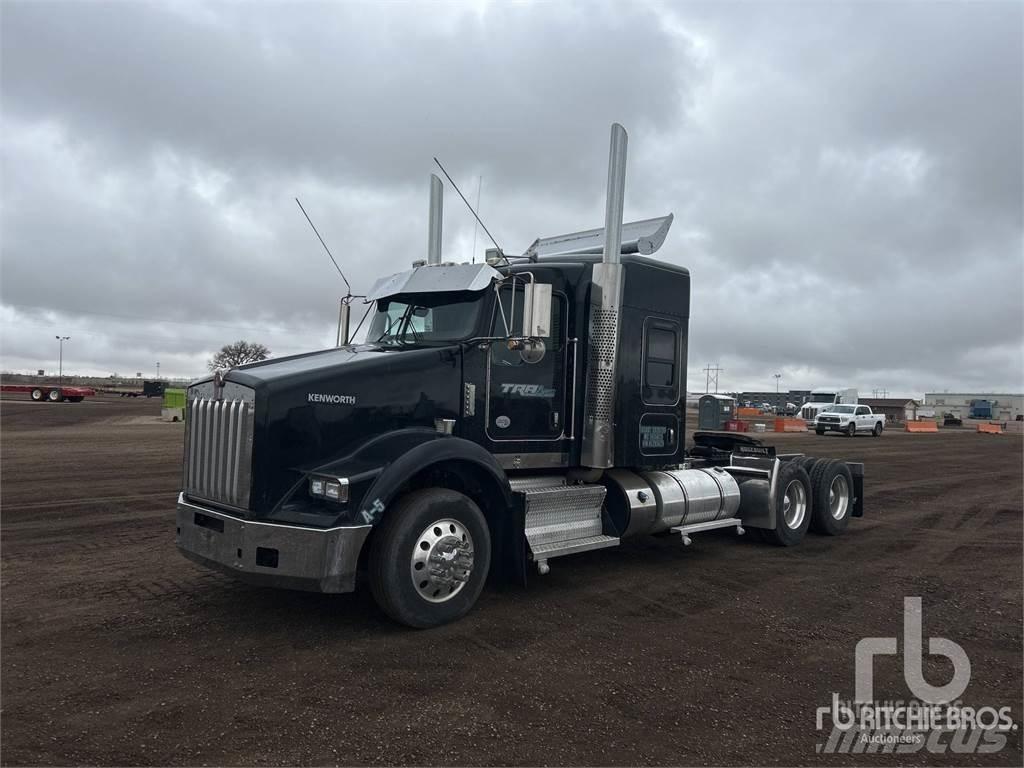 Kenworth T800 Trekkers