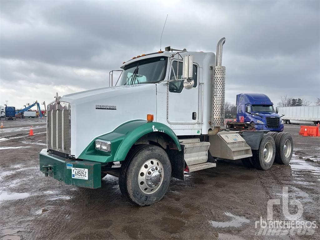 Kenworth T800 Trekkers