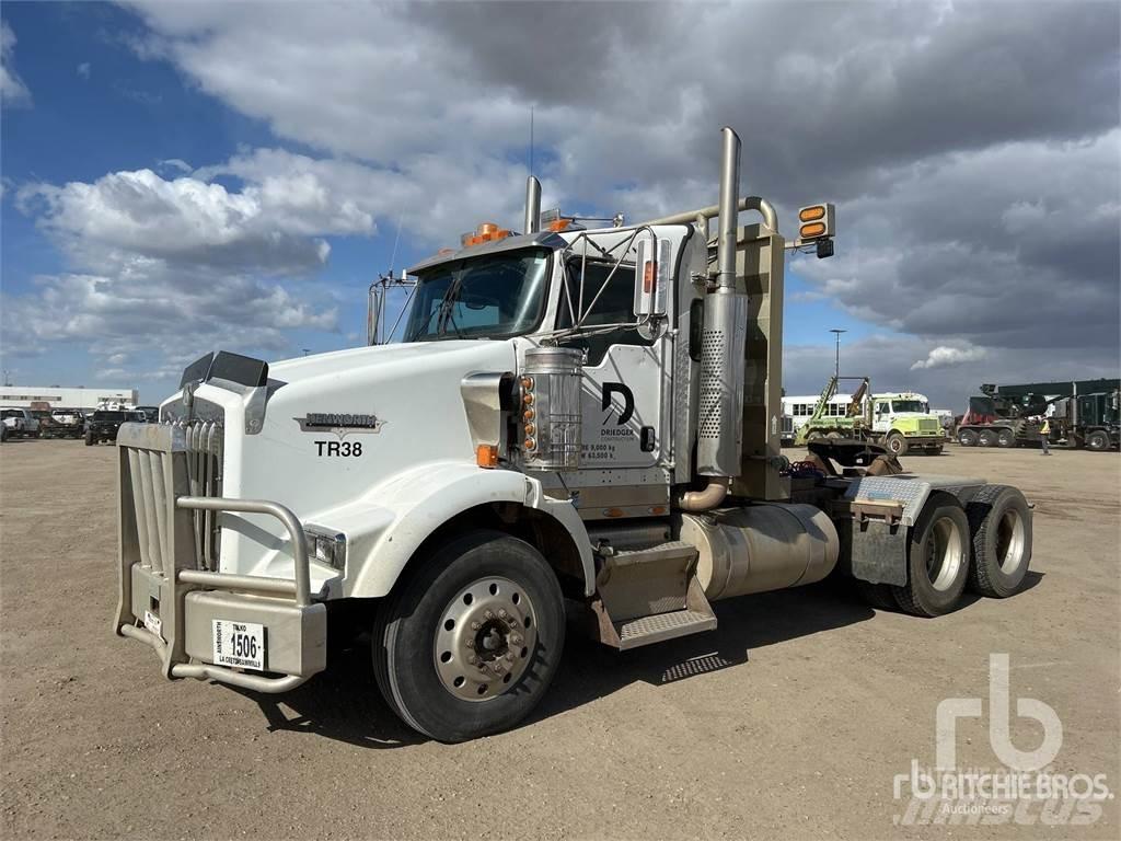 Kenworth T800 Trekkers
