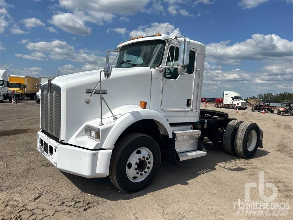 Kenworth T800 Trekkers