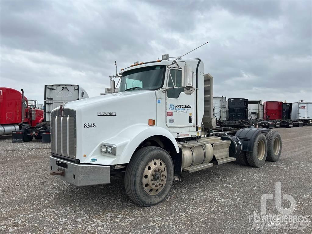 Kenworth T800 Trekkers