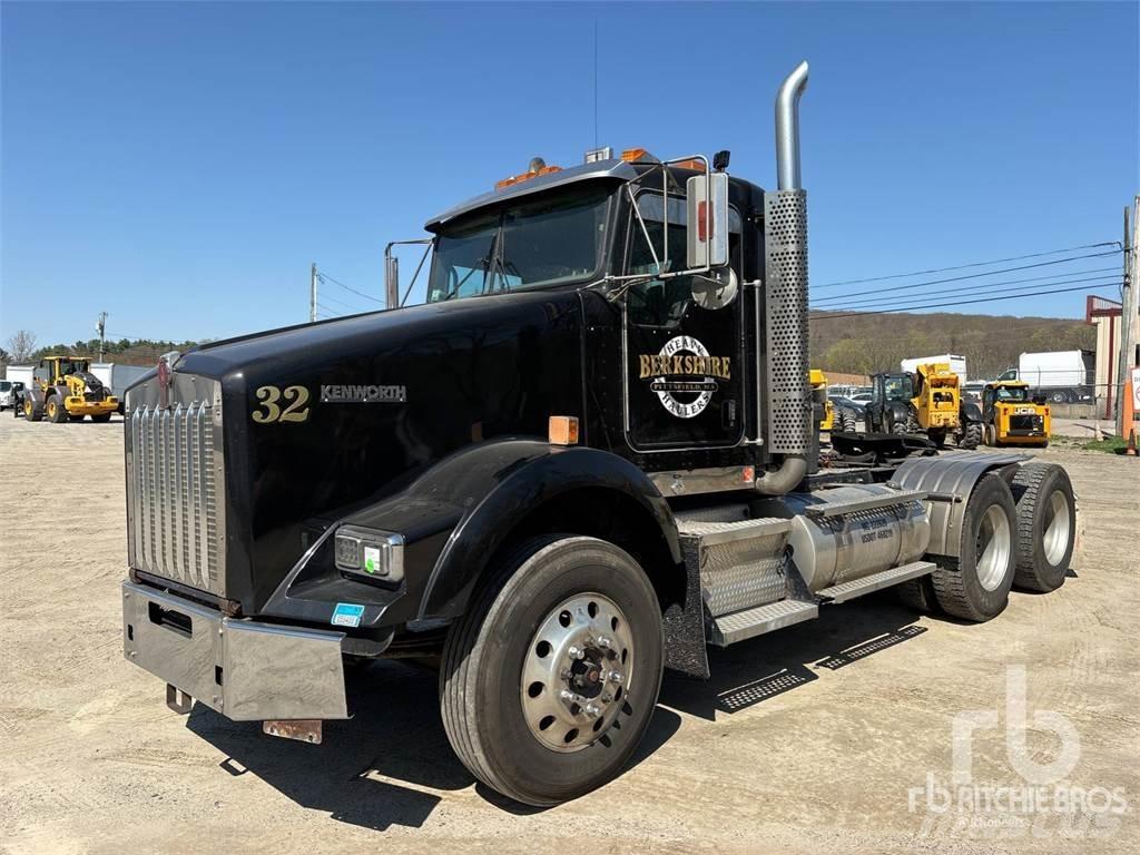 Kenworth T800 Trekkers