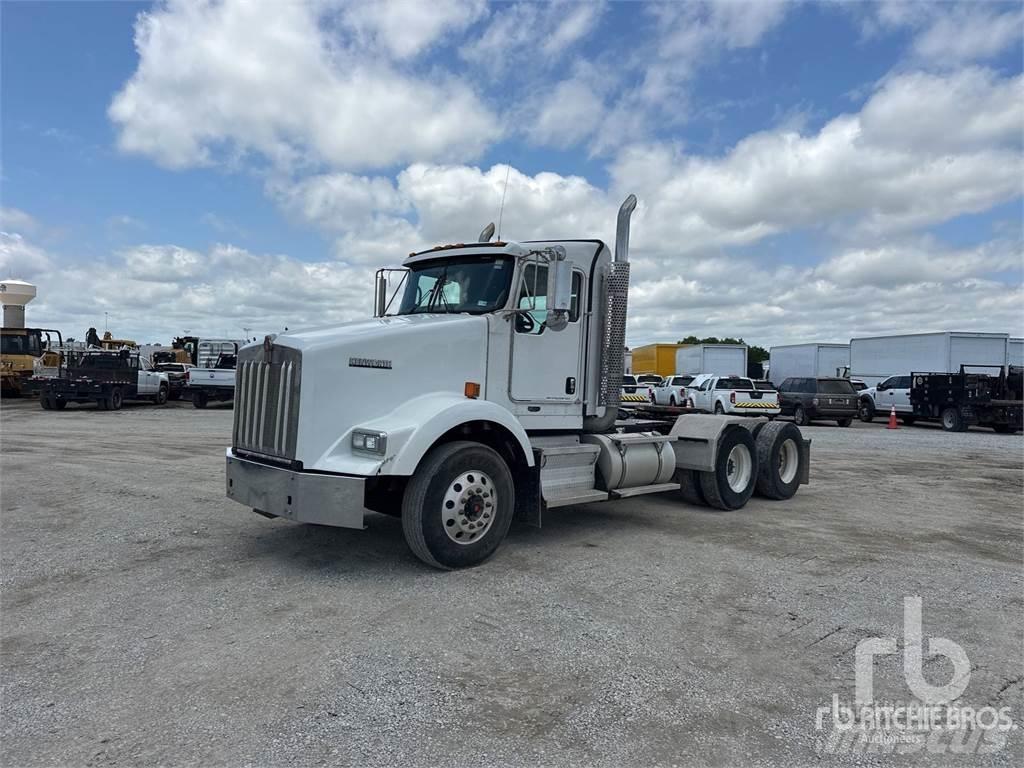 Kenworth T800 Trekkers