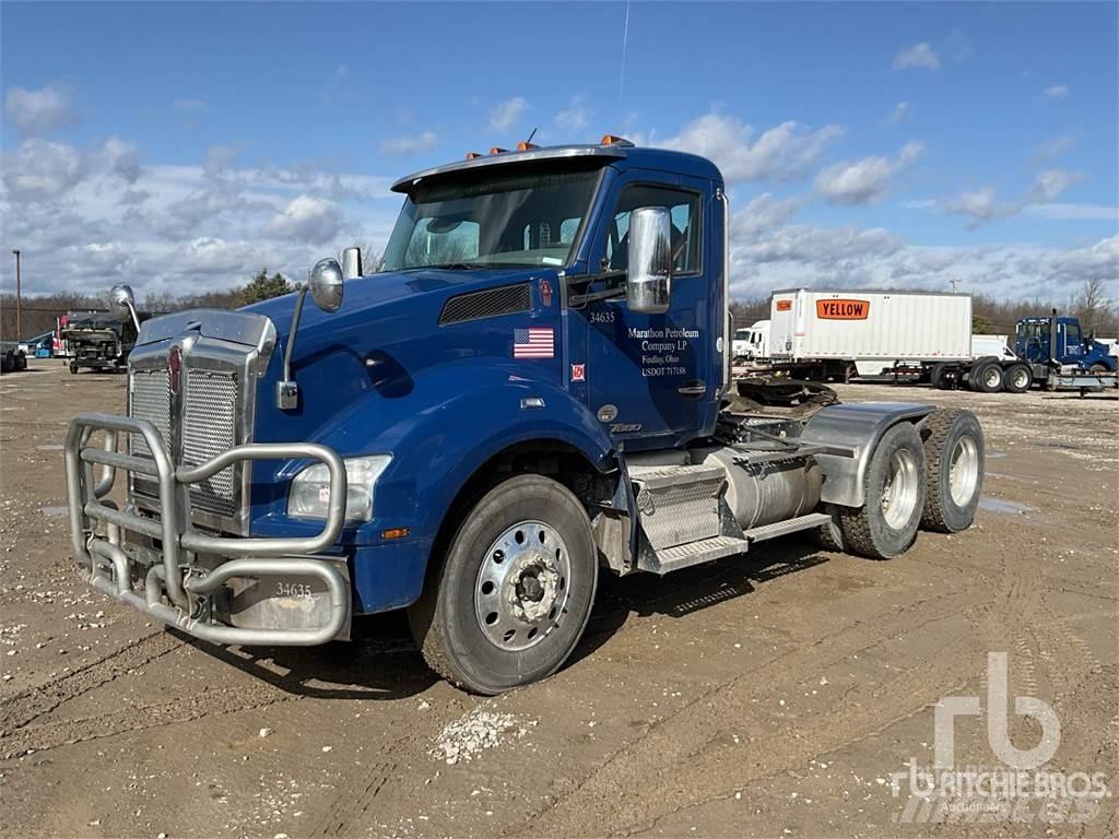 Kenworth T880 Trekkers