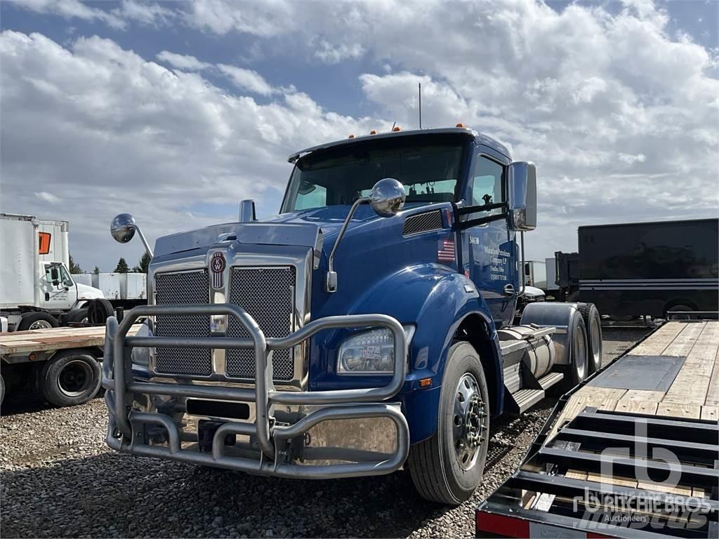 Kenworth T880 Trekkers