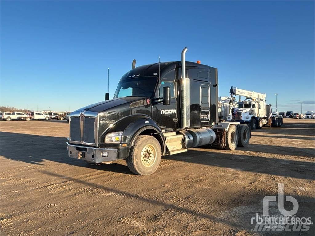 Kenworth T880 Trekkers