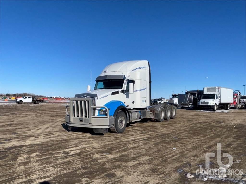 Kenworth T880 Trekkers