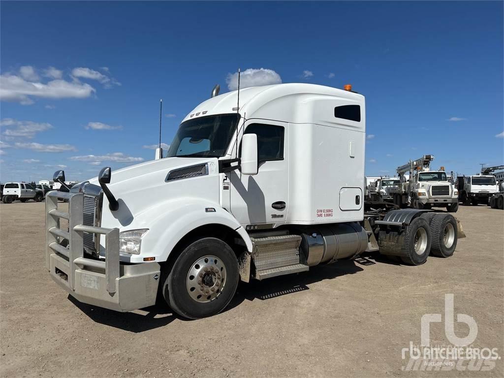 Kenworth T880 Trekkers