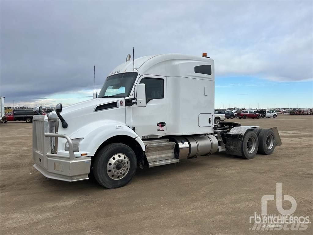 Kenworth T880 Trekkers