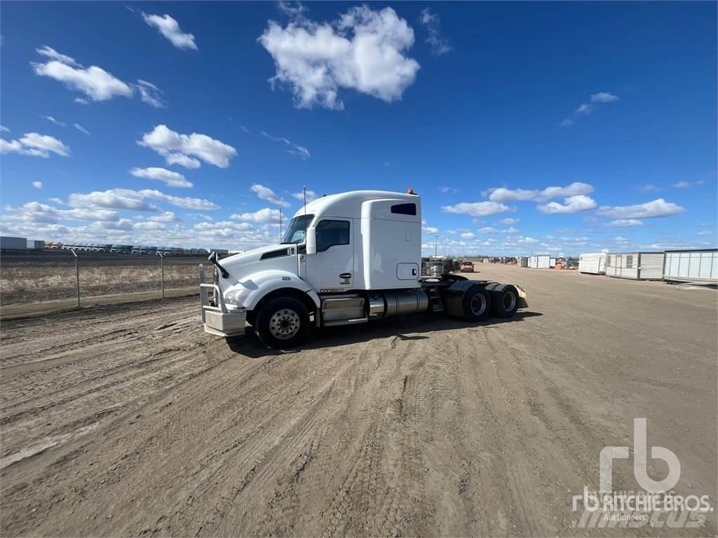 Kenworth T880 Trekkers