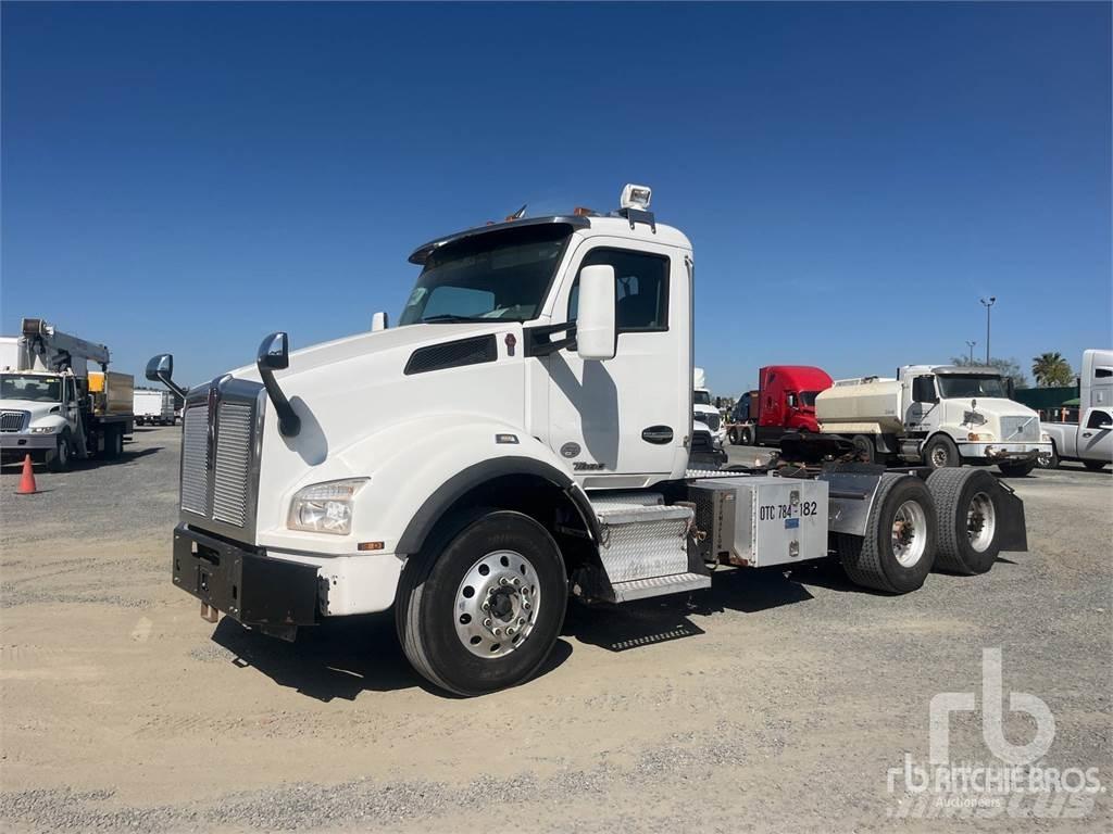 Kenworth T880 Trekkers