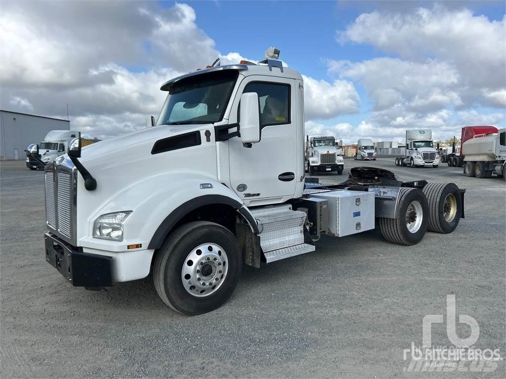 Kenworth T880 Trekkers