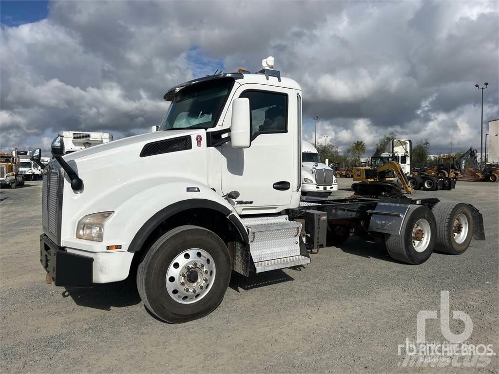 Kenworth T880 Trekkers