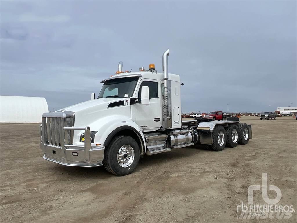 Kenworth T880 Trekkers