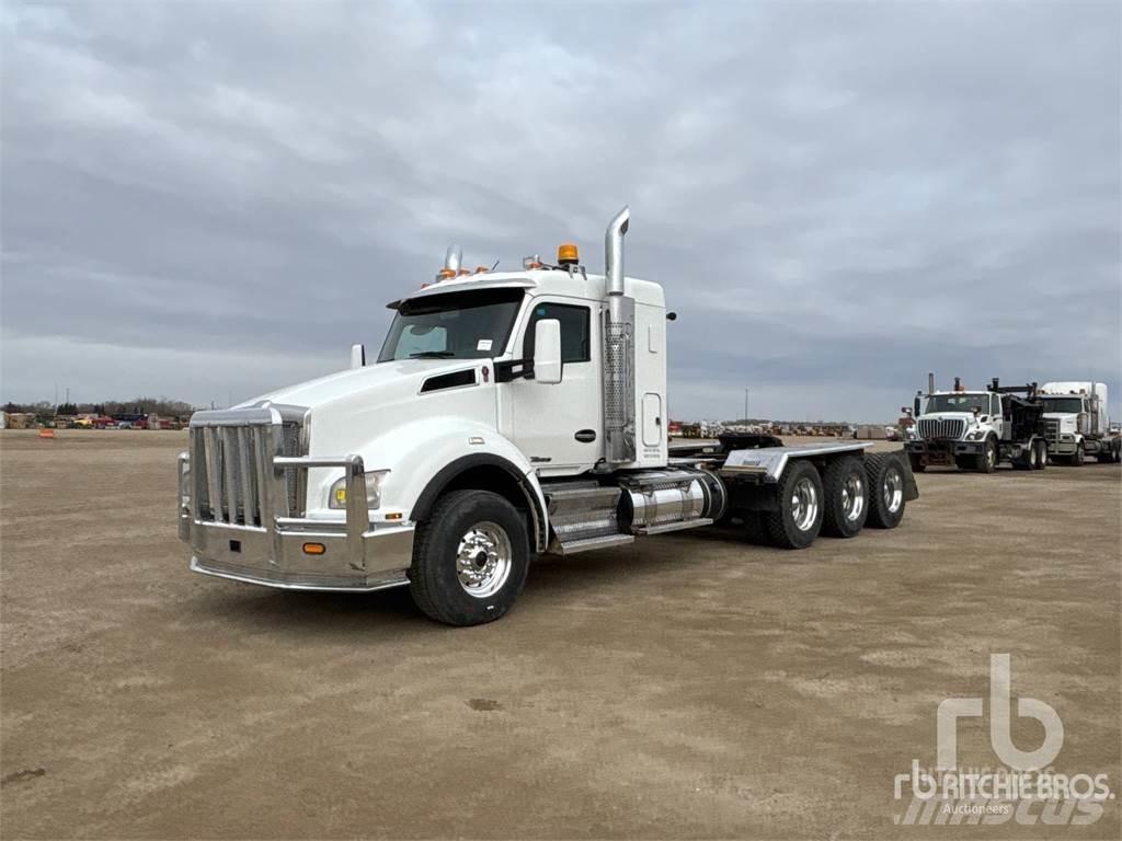 Kenworth T880 Trekkers