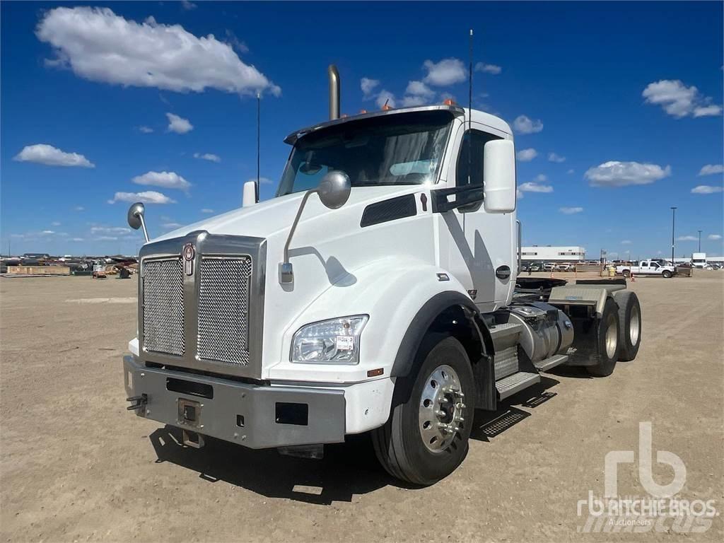Kenworth T880 Trekkers