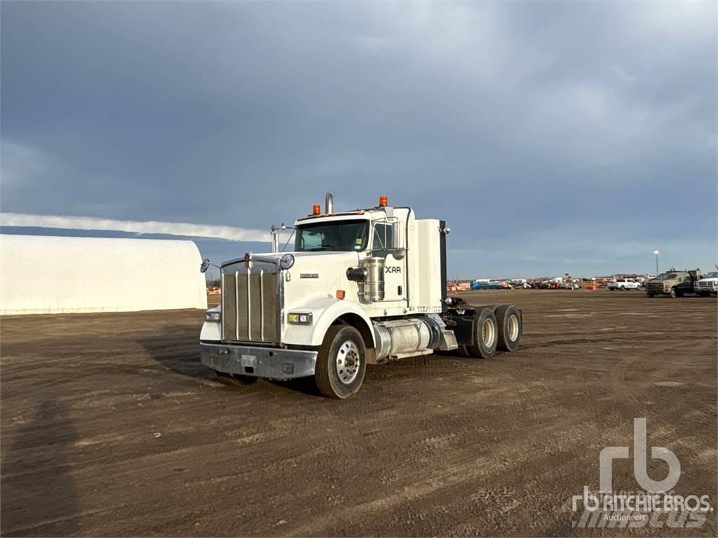 Kenworth W900 Trekkers