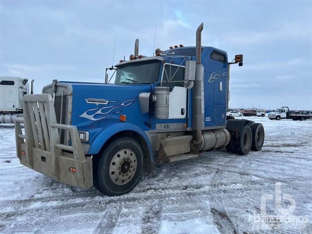 Kenworth W900 Trekkers