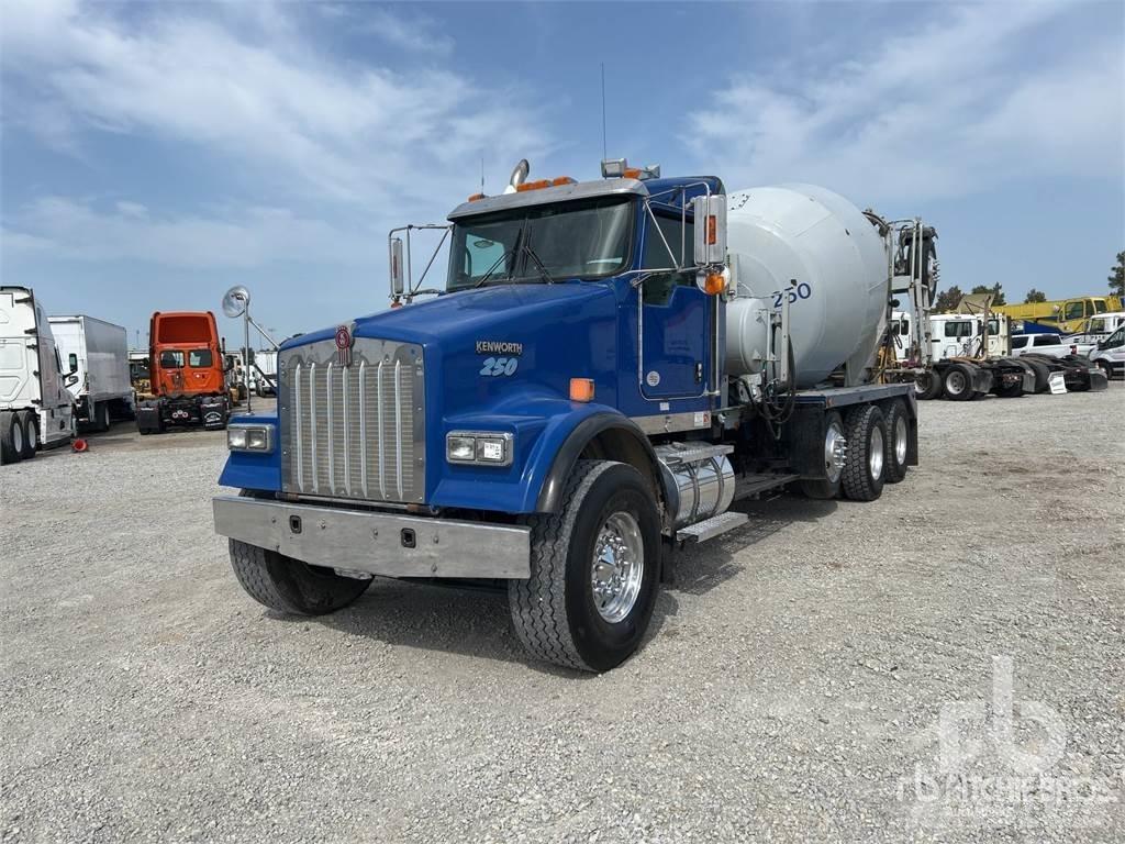 Kenworth W900 Betonmixers en pompen