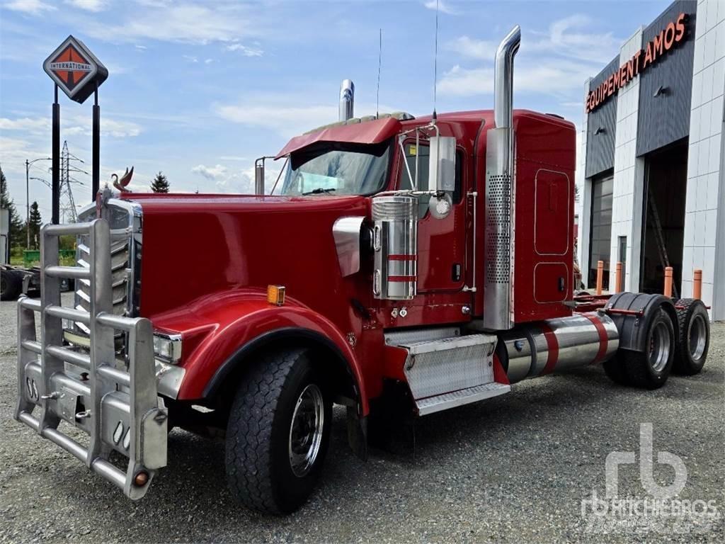 Kenworth W900 Trekkers