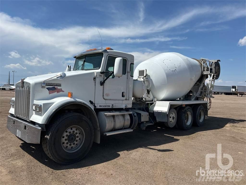 Kenworth W900 Betonmixers en pompen