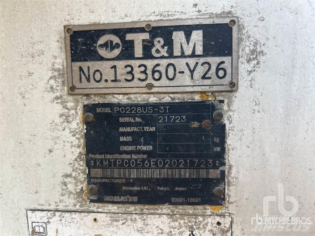 Komatsu PC228US Rupsgraafmachines