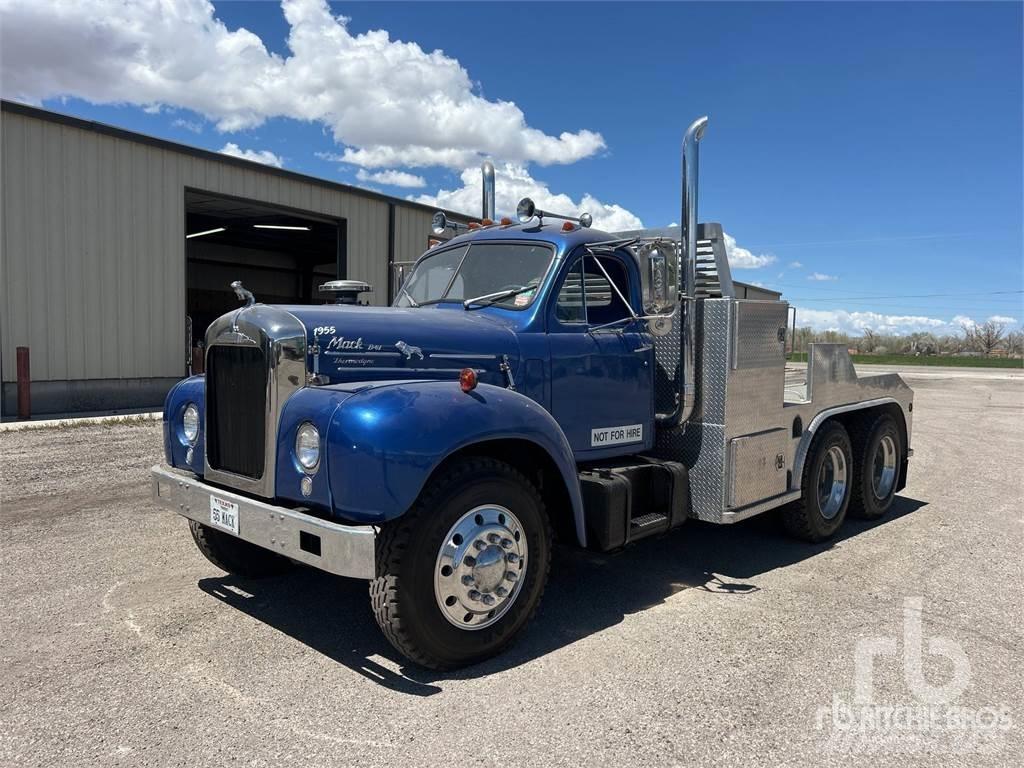 Mack B61 Platte bakwagens